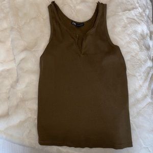 Crop tank